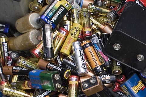 厦门报废电池回收价格表-圣普威电动车电池回收